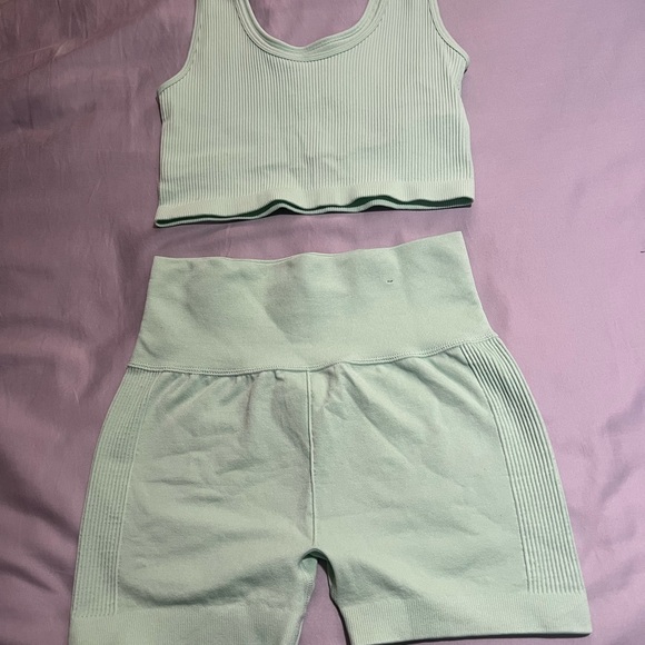 Forever 21 Other - NWOT Forever 21 Light Green Ribbed Set